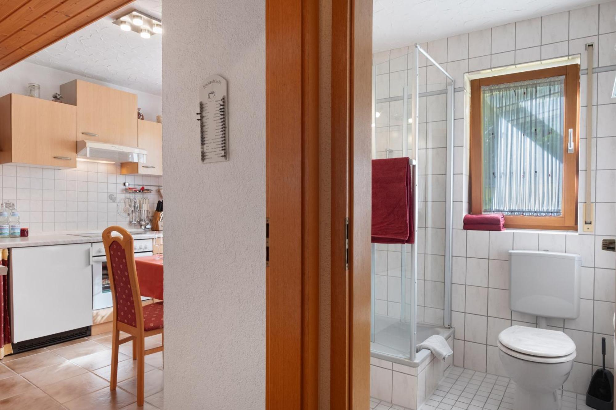Ferienwohnung Burger ザスバッハ・アム・カイザーシュトゥール エクステリア 写真
